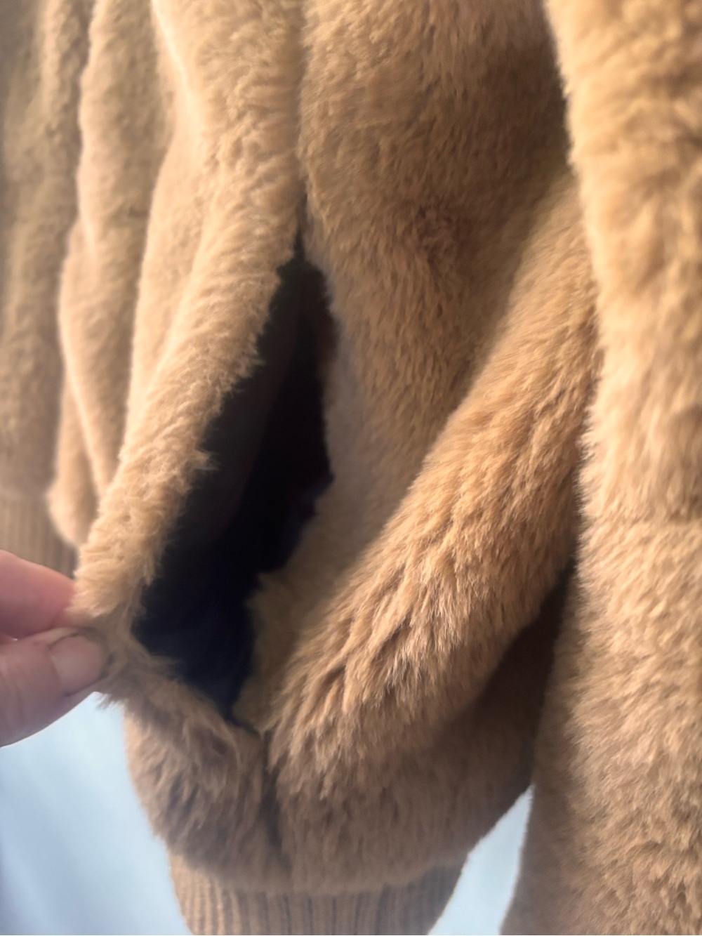 Banana Republic Faux Fur Bomber Jacket Camel SZ Medium petite - Picture 6 of 12
